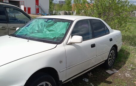 Toyota Camry, 1993 год, 250 000 рублей, 2 фотография