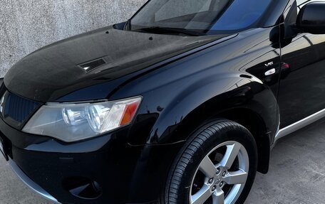 Mitsubishi Outlander III рестайлинг 3, 2007 год, 1 200 000 рублей, 5 фотография
