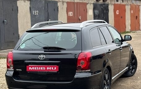 Toyota Avensis III рестайлинг, 2005 год, 990 000 рублей, 9 фотография