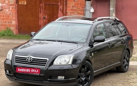 Toyota Avensis III рестайлинг, 2005 год, 990 000 рублей, 6 фотография
