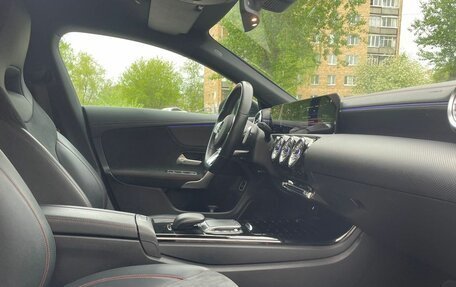 Mercedes-Benz CLA, 2022 год, 3 950 000 рублей, 10 фотография