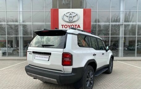 Toyota Land Cruiser Prado, 2024 год, 11 550 000 рублей, 4 фотография