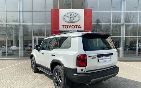 Toyota Land Cruiser Prado, 2024 год, 11 550 000 рублей, 6 фотография