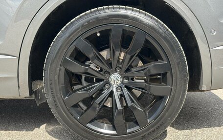 Volkswagen Touareg III, 2019 год, 4 300 000 рублей, 18 фотография
