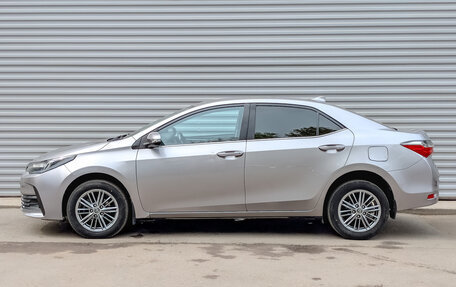 Toyota Corolla, 2018 год, 1 715 000 рублей, 8 фотография
