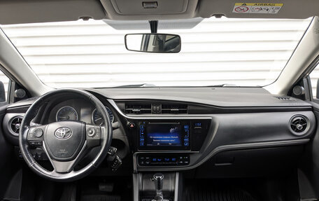 Toyota Corolla, 2018 год, 1 715 000 рублей, 14 фотография