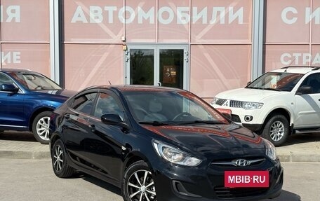 Hyundai Solaris II рестайлинг, 2014 год, 1 030 000 рублей, 3 фотография