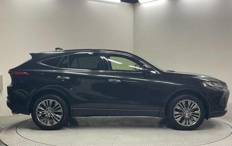Toyota Harrier, 2021 год, 3 400 000 рублей, 7 фотография