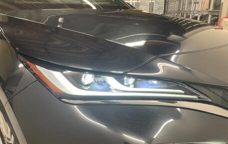 Toyota Harrier, 2021 год, 3 400 000 рублей, 8 фотография