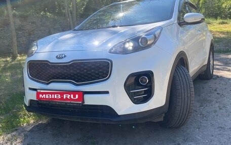 KIA Sportage IV рестайлинг, 2017 год, 2 150 000 рублей, 2 фотография