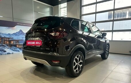 Renault Kaptur I рестайлинг, 2018 год, 1 350 000 рублей, 4 фотография
