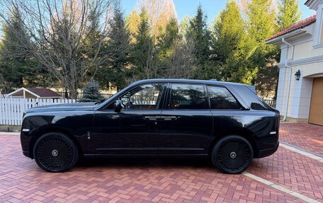 Rolls-Royce Cullinan, 2022 год, 39 500 000 рублей, 5 фотография