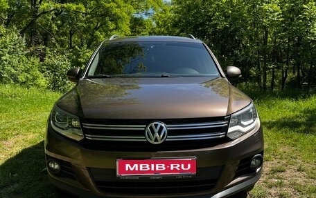 Volkswagen Tiguan I, 2016 год, 1 700 000 рублей, 1 фотография