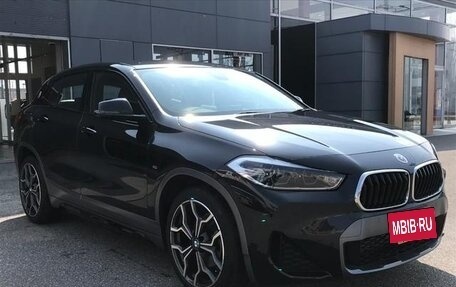 BMW X2, 2022 год, 1 800 000 рублей, 2 фотография