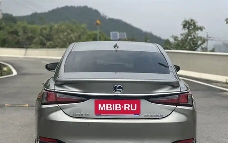 Lexus ES VII, 2021 год, 3 490 000 рублей, 5 фотография