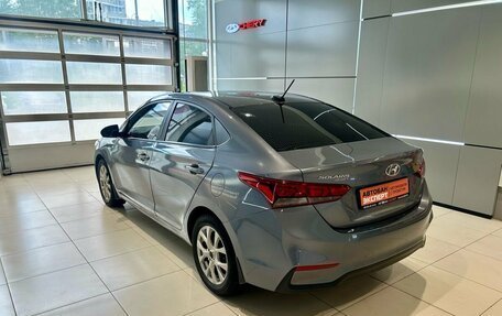 Hyundai Solaris II рестайлинг, 2017 год, 800 000 рублей, 5 фотография
