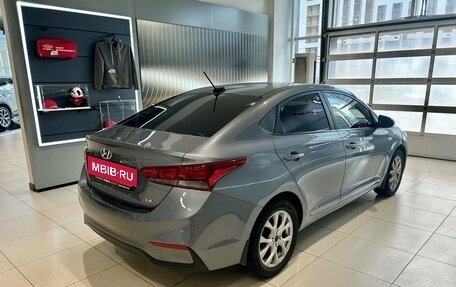 Hyundai Solaris II рестайлинг, 2017 год, 800 000 рублей, 4 фотография
