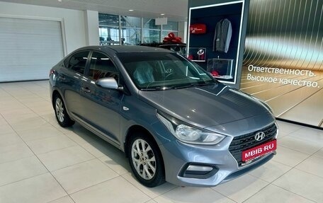 Hyundai Solaris II рестайлинг, 2017 год, 800 000 рублей, 3 фотография