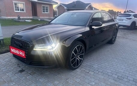 Audi A8, 2013 год, 1 780 000 рублей, 4 фотография