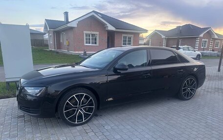 Audi A8, 2013 год, 1 780 000 рублей, 18 фотография