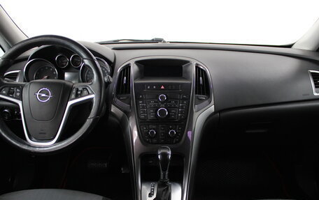 Opel Astra J, 2013 год, 829 900 рублей, 9 фотография