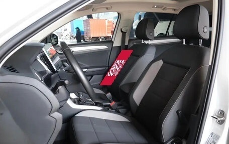 Volkswagen T-Roc I, 2022 год, 1 653 000 рублей, 3 фотография