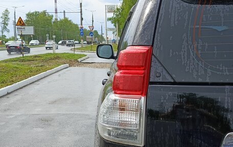 Toyota Land Cruiser Prado 150 рестайлинг 2, 2013 год, 2 659 600 рублей, 9 фотография