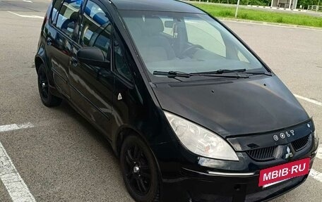 Mitsubishi Colt VI рестайлинг, 2005 год, 359 000 рублей, 2 фотография