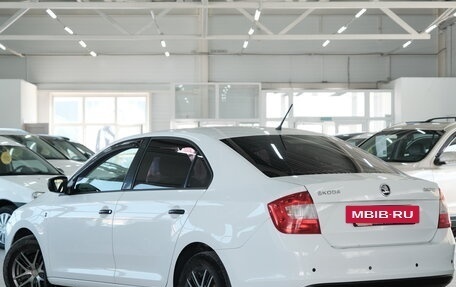 Skoda Rapid I, 2014 год, 859 000 рублей, 3 фотография