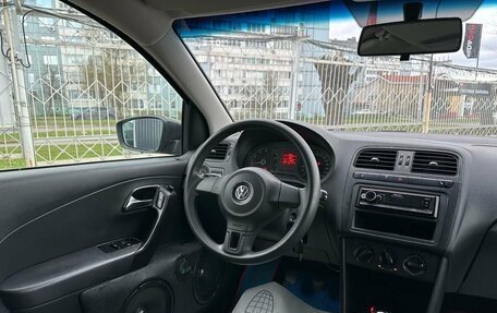 Volkswagen Polo VI (EU Market), 2013 год, 11 фотография