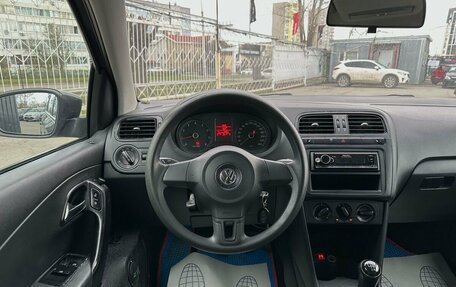 Volkswagen Polo VI (EU Market), 2013 год, 14 фотография