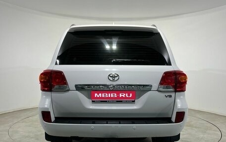 Toyota Land Cruiser 200, 2015 год, 4 199 000 рублей, 3 фотография
