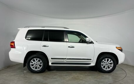 Toyota Land Cruiser 200, 2015 год, 4 199 000 рублей, 5 фотография