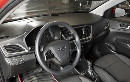 Hyundai Solaris II рестайлинг, 2018 год, 1 521 100 рублей, 3 фотография
