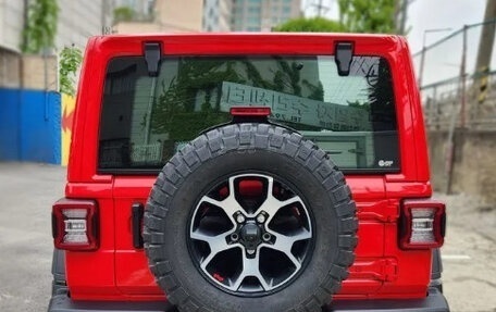 Jeep Wrangler, 2022 год, 4 600 000 рублей, 2 фотография