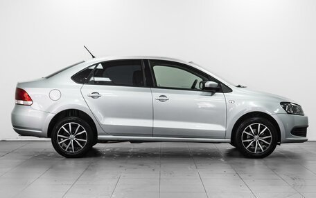 Volkswagen Polo VI (EU Market), 2011 год, 679 000 рублей, 5 фотография