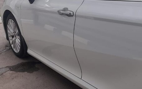 Toyota Camry, 2018 год, 2 250 008 рублей, 3 фотография