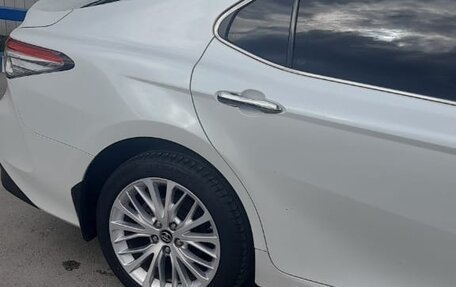 Toyota Camry, 2018 год, 2 250 008 рублей, 2 фотография