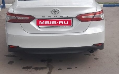 Toyota Camry, 2018 год, 2 250 008 рублей, 5 фотография