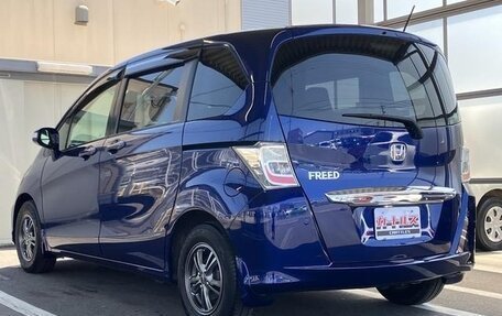 Honda Freed I, 2013 год, 945 666 рублей, 5 фотография