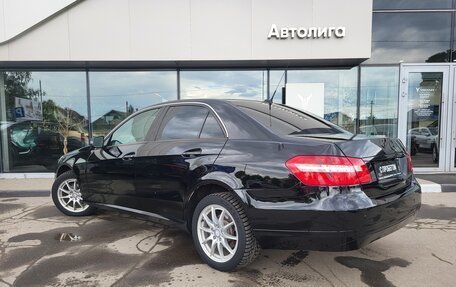 Mercedes-Benz E-Класс, 2010 год, 1 128 000 рублей, 3 фотография