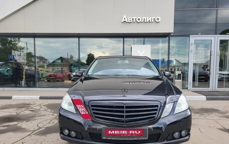 Mercedes-Benz E-Класс, 2010 год, 1 128 000 рублей, 8 фотография