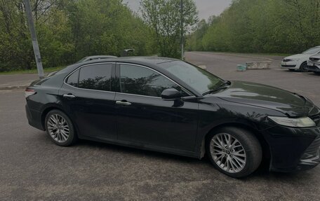 Toyota Camry, 2019 год, 2 430 000 рублей, 6 фотография