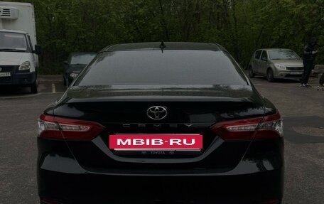 Toyota Camry, 2019 год, 2 430 000 рублей, 3 фотография