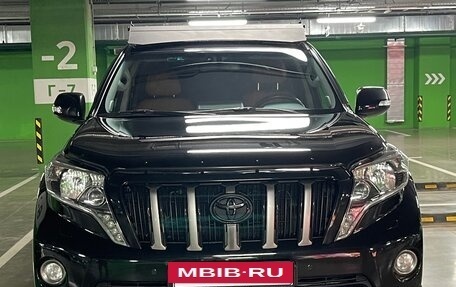 Toyota Land Cruiser Prado 150 рестайлинг 2, 2017 год, 3 500 000 рублей, 5 фотография