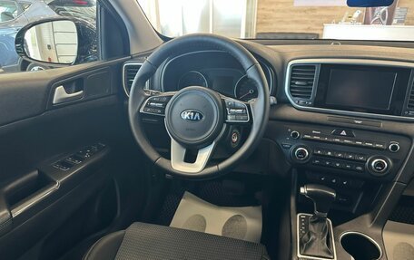 KIA Sportage IV рестайлинг, 2018 год, 2 199 000 рублей, 14 фотография