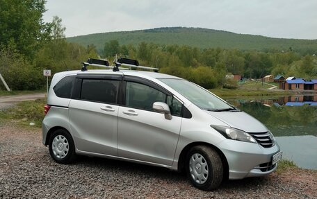 Honda Freed I, 2010 год, 800 000 рублей, 5 фотография
