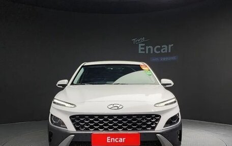 Hyundai Kona I, 2022 год, 1 633 000 рублей, 3 фотография