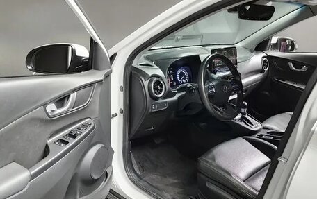 Hyundai Kona I, 2022 год, 1 633 000 рублей, 7 фотография