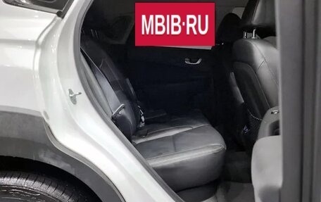 Hyundai Kona I, 2022 год, 1 633 000 рублей, 8 фотография